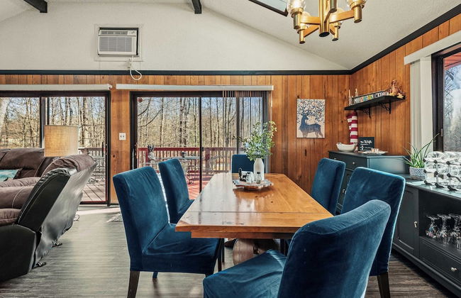 Mountain Magic by Avantstay Firepit + Game Room - Pool Table, Foosball - Foto 10