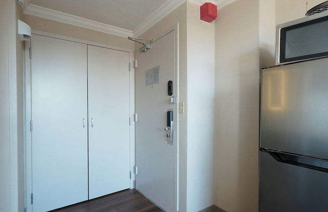 Chase at Baltimore Harbor - Foto 11