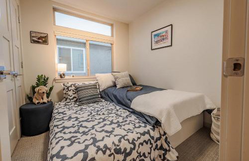 Rooftop access and Views Lake Union Lookout - Photo 31