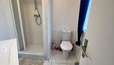 NEW 2 bedroom House 15mins from Paris by Train - Foto 4, Shower