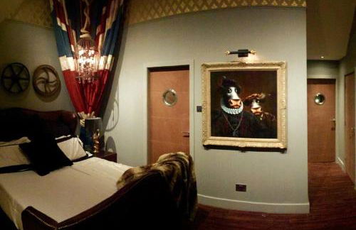 Bonshaw Grange-Riverside Country Retreat, & HotTub - Photo 8