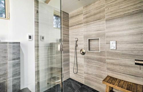 Heated Swim Spa! 15-Acre Cabin on Skykomish River - Foto 23