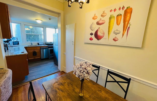 Montgomery Unit1 in Elkins Park - Foto 1