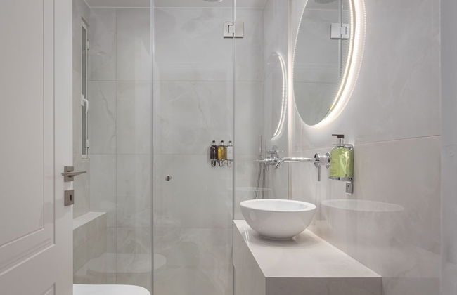 Athenian Grand Riviera Villa - Photo 56