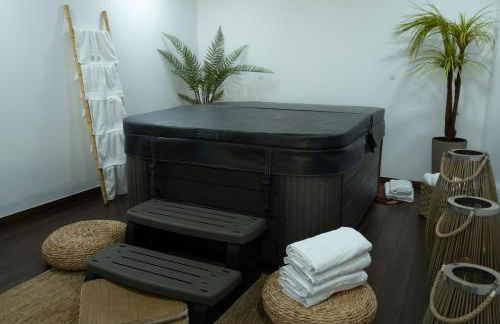 Deluxe Villa Home, Peace & Spa - Foto 43