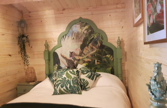 Cabin set in a Beautiful Romantic Tropical Garden - Foto 3