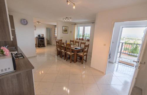 Holiday home Leko with outdoor pool and hot tub , can fit 22 people - Foto 73