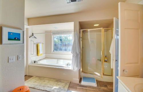 Dock, Views and Grill Spacious Grand Lake Lodge - Foto 12