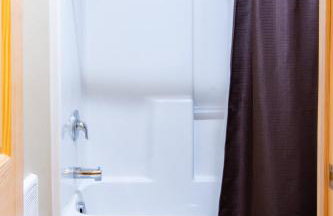 Stunning Salmon Riverfront Cabin - Foto 24