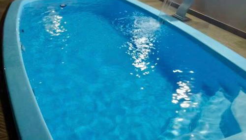 Casa con piscina en la playa de Geriba - Foto 1