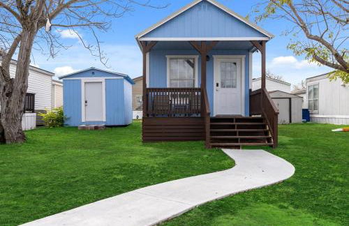 Coastal Haven Minutes From Beaches and Downtown - Foto 1