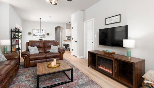 Blanco Lodge at Little Ranches 5 min to Square - Foto 1