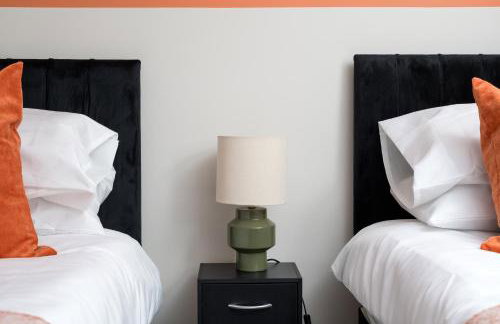 Perfect for Silverstone - Stylish 2BR - Free Parking - Foto 27