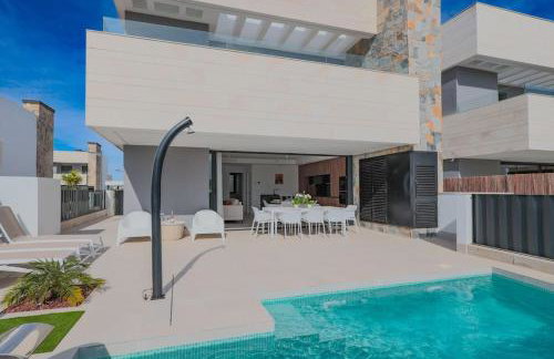 Luxueuze villa met verwarmd zwembad - Foto 7