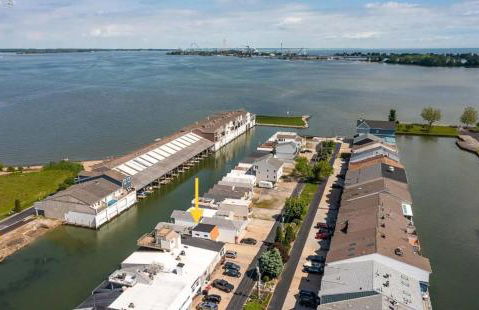 Beautiful Boathouse overlooking the Bay - Foto 8