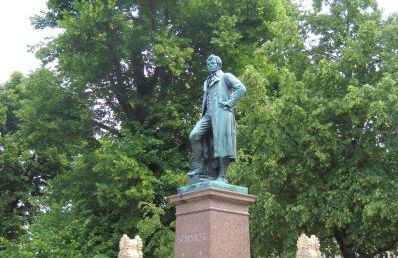 Travel Art Boardinghouse - Photo 25