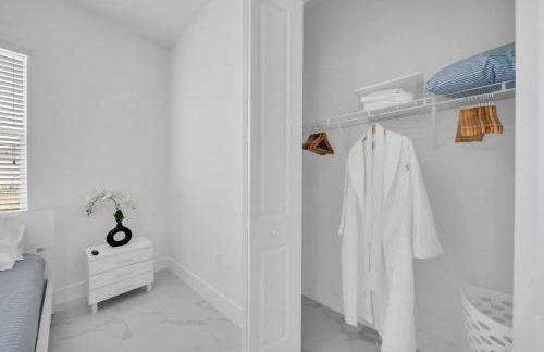 Cozy 3BR Duplex Unit with WiFi and Laundry in Lehigh Acres - Foto 19