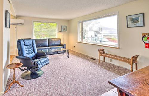 Walkable Sitka Getaway with Community Perks! - Foto 5