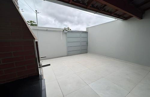 Casa Moderna, Confortável e com Churrasqueira - Foto 38