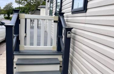 Molly's Haven - Photo 5