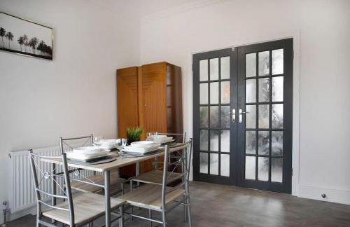 Cudworth House, Barnsley for contractors & Families, off-road parking, fast WIFI,etc - Foto 37