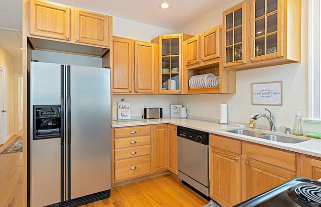 Stoney Creek Cottage Wintergreen w EV Charger - Foto 9