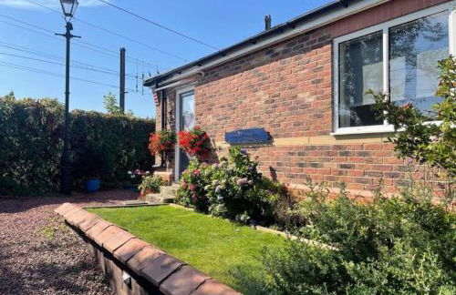 Stylish Morpeth Cottage with Log Burner, Garden and Free Parking - Foto 3