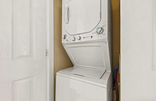 New Poolside Reunion Retreat Near Orlando Attractions - Foto 37