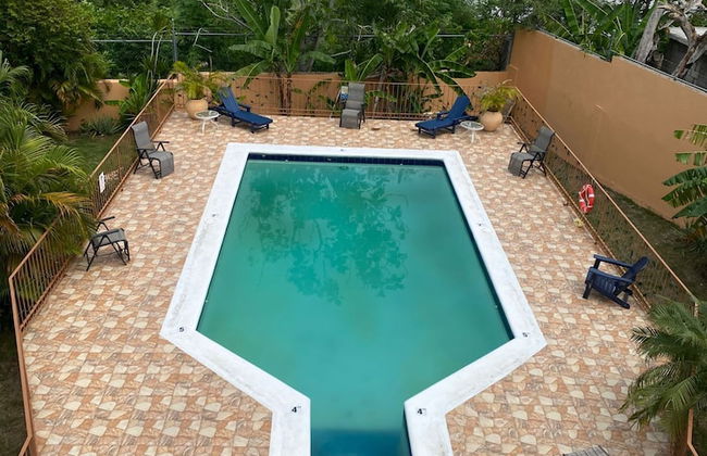 Montego Bay Ironshore Luxury Studios - Photo 30