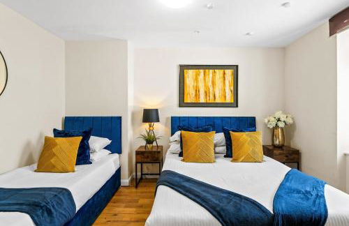 Station 10 Beds - Contractor - Central - Sleeps 12 - Foto 6