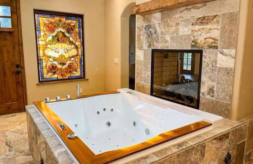 Luxury Mansion w Sauna Shower and Hot Tub - Foto 17