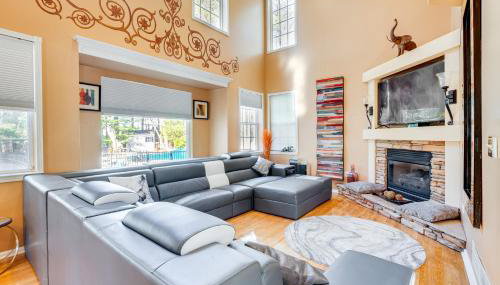 Theater and Game Room at Trenton Area Home - Foto 1