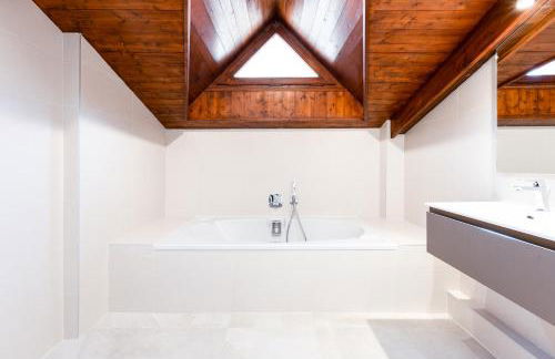 Chalet Les Praz - 280sqm - Sauna Cinema Fitness - 5 Bedrooms in Heart of Les Praz - By Cozee Rentals - Foto 31