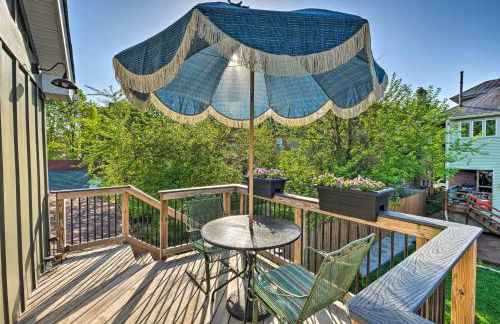 Modern Louisville Apartment with Furnished Deck - Foto 2