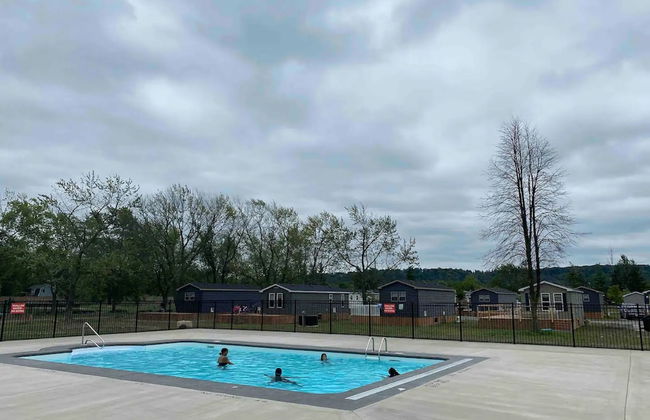 Falcon Cottages - Photo 41