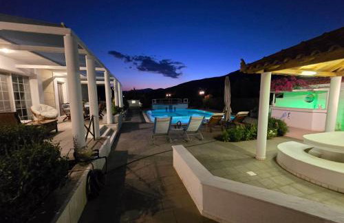 Elia Apartment Garden Oasis With Pool Astros - Photo 10