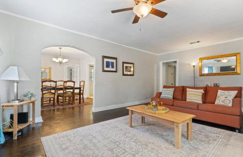 Breezy like Sunday Morning- Close to Everything! - Photo 13