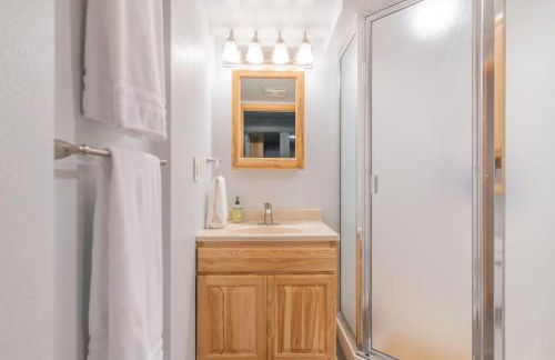 Taku's Contemporary & Stylish Private Retreat - Foto 30