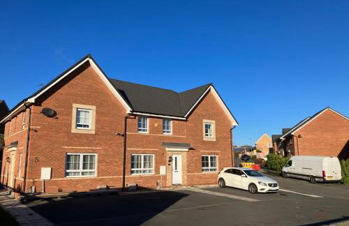 Sheffield 3-Bed Warm Comfy home - Photo 8