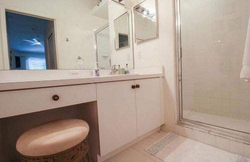 Magnificent 2 BR Lakefront Condo in Heritage Oaks - Foto 30