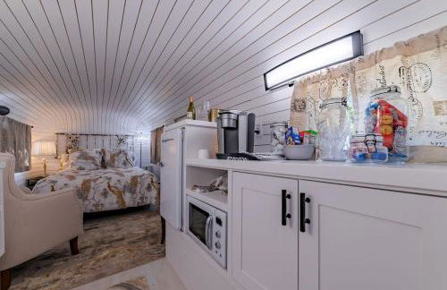 Charming Luxurious Airstream Beautifully Design with Indoor Bath in Texas - Foto 8