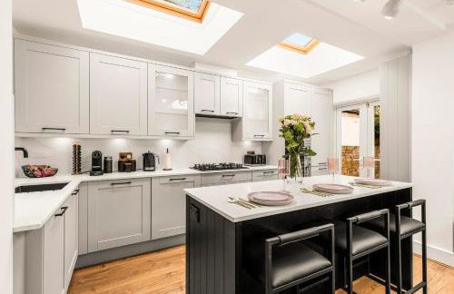 Stylish 2BR Apt in Highbury & Islington with Garden - Foto 2