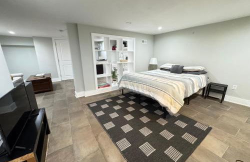 NIce Updated Basement in DC near transportation - Foto 3