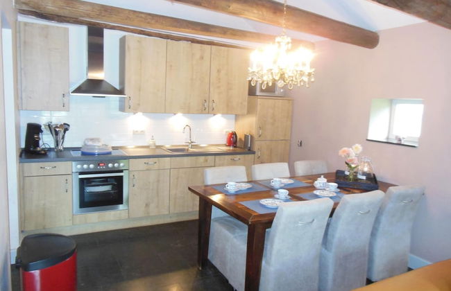 Stunning Holiday Home Near Forest in Slenaken - Photo 26