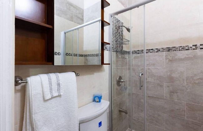 Loft - Sleeps 4 - Parking - Balcony - Photo 12