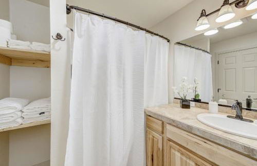 East Wenatchee Oasis 4BR, Pool, Hot Tub, Loop Trail - Foto 27