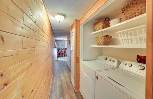 Lakefront Wisconsin Home with Boat Dock and Fire Pit! - Foto 23