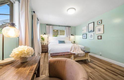 Coastal Harbor, King Bed, Pickleball Gear, Golf set, BBQ- 1 dollar rides to Beach, by Maven Vacation Rentals - Foto 18