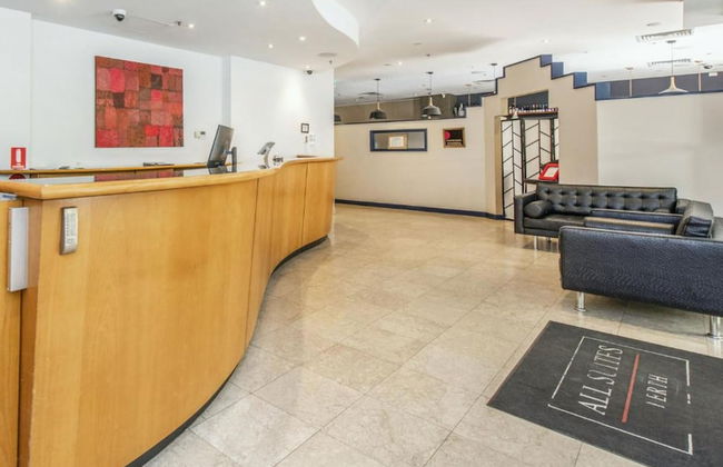 All Suites Perth - Photo 2