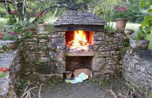 Charmante maison en Dordogne avec jardin et cheminée - FR-1-616-49 - Foto 9